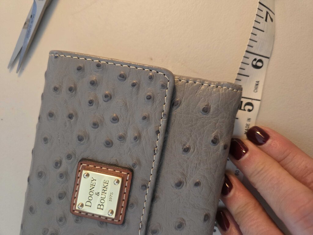 Dooney & Bourke