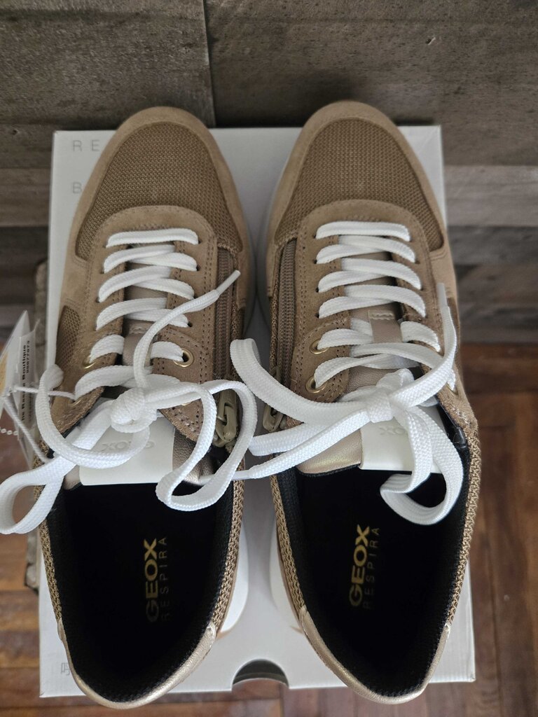 GEOX D AMABEL A SUEDE SHOES