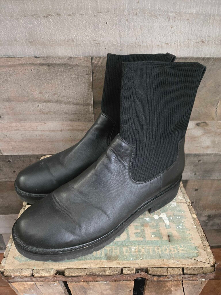 Eilleen Fisher Ankle Boots
