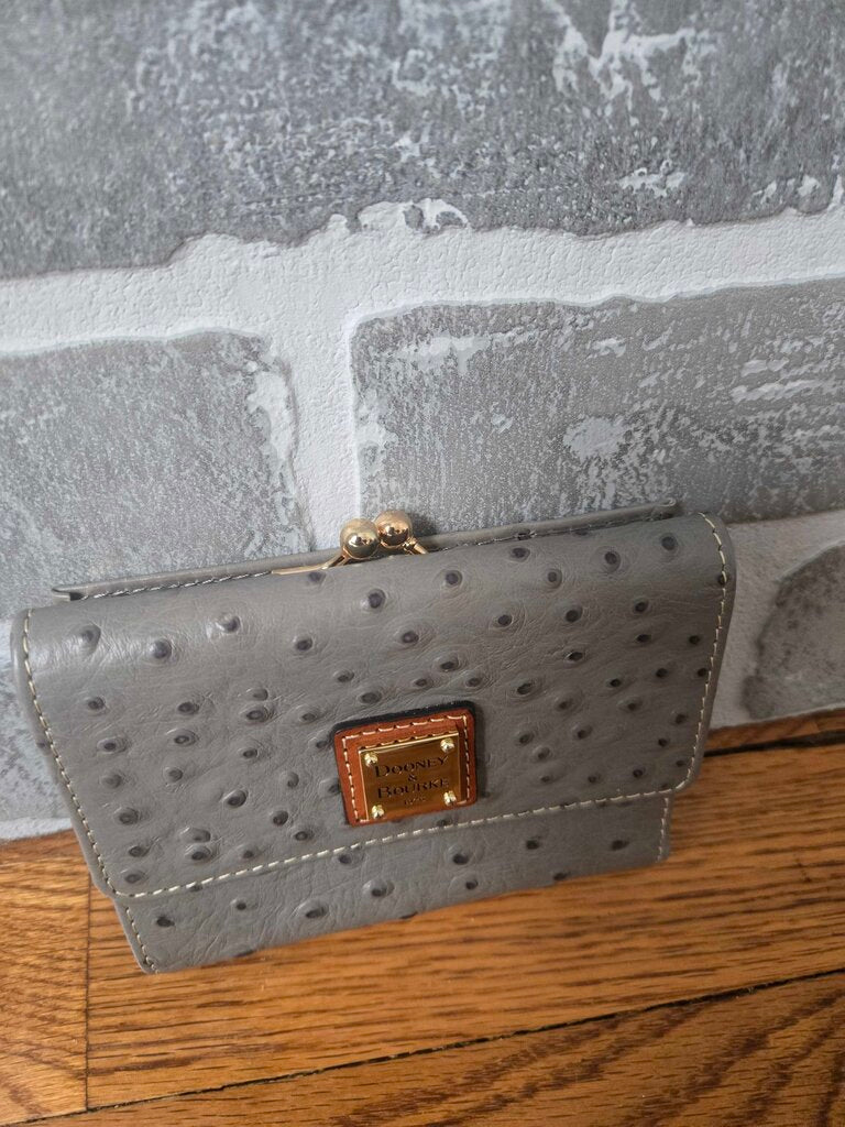 Dooney & Bourke