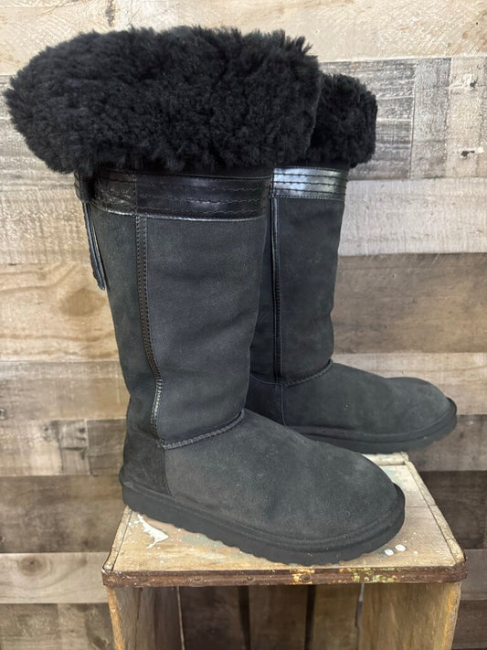 UGG