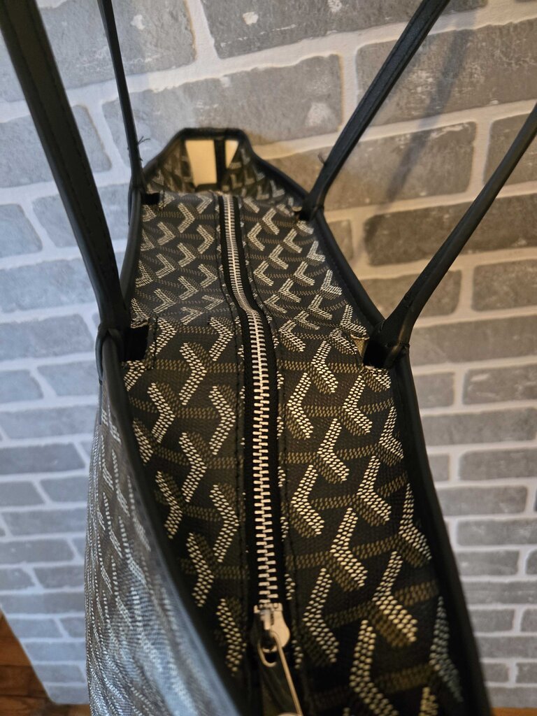 Goyard Artois
