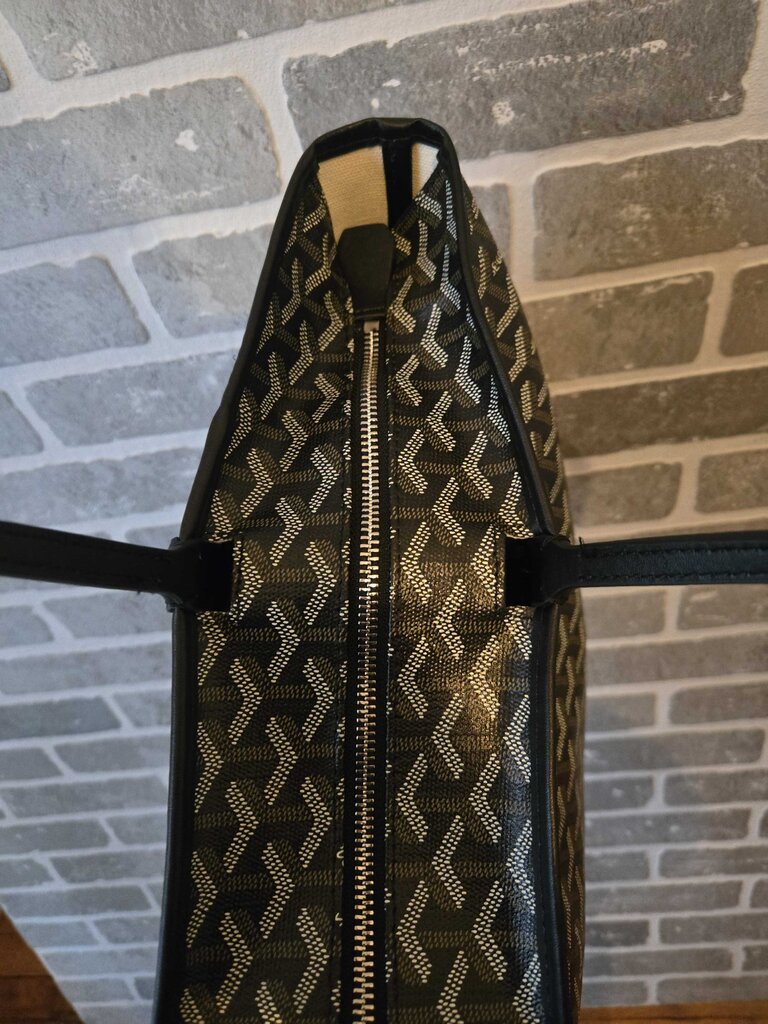 Goyard Artois