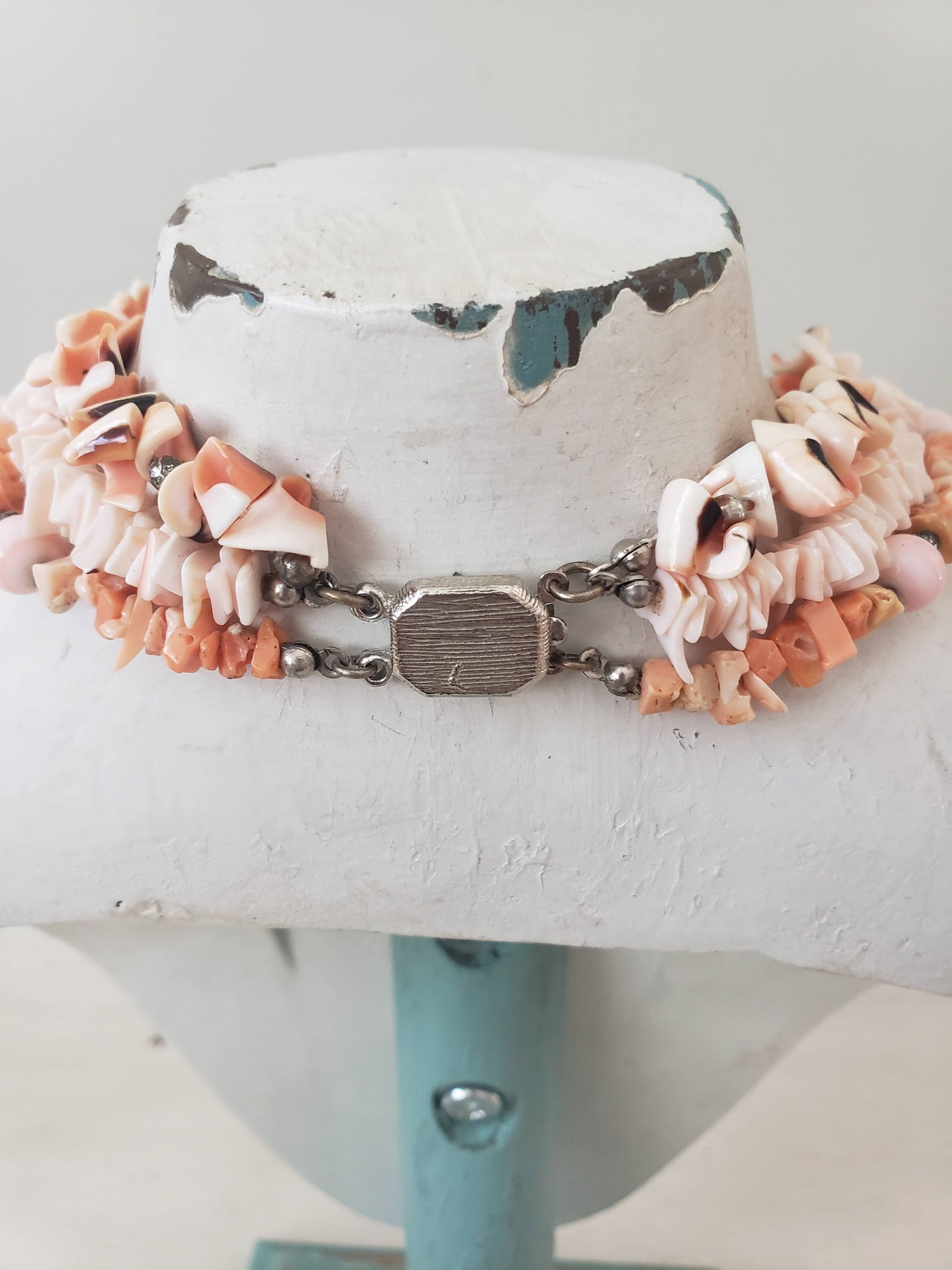 Vintage Hawaiian Shell & Coral Necklace